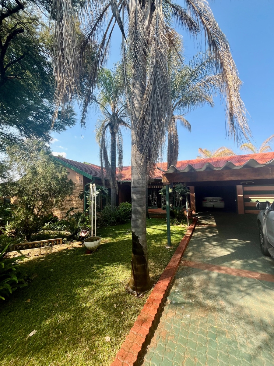 3 Bedroom Property for Sale in Wilkoppies North West